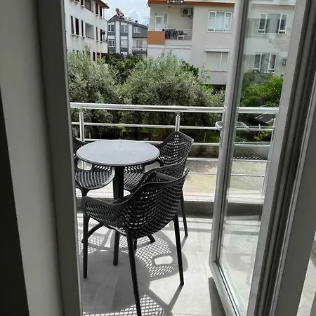 Riviera 100m Away From The Sea, 2 Bedroom Apartment Antalya